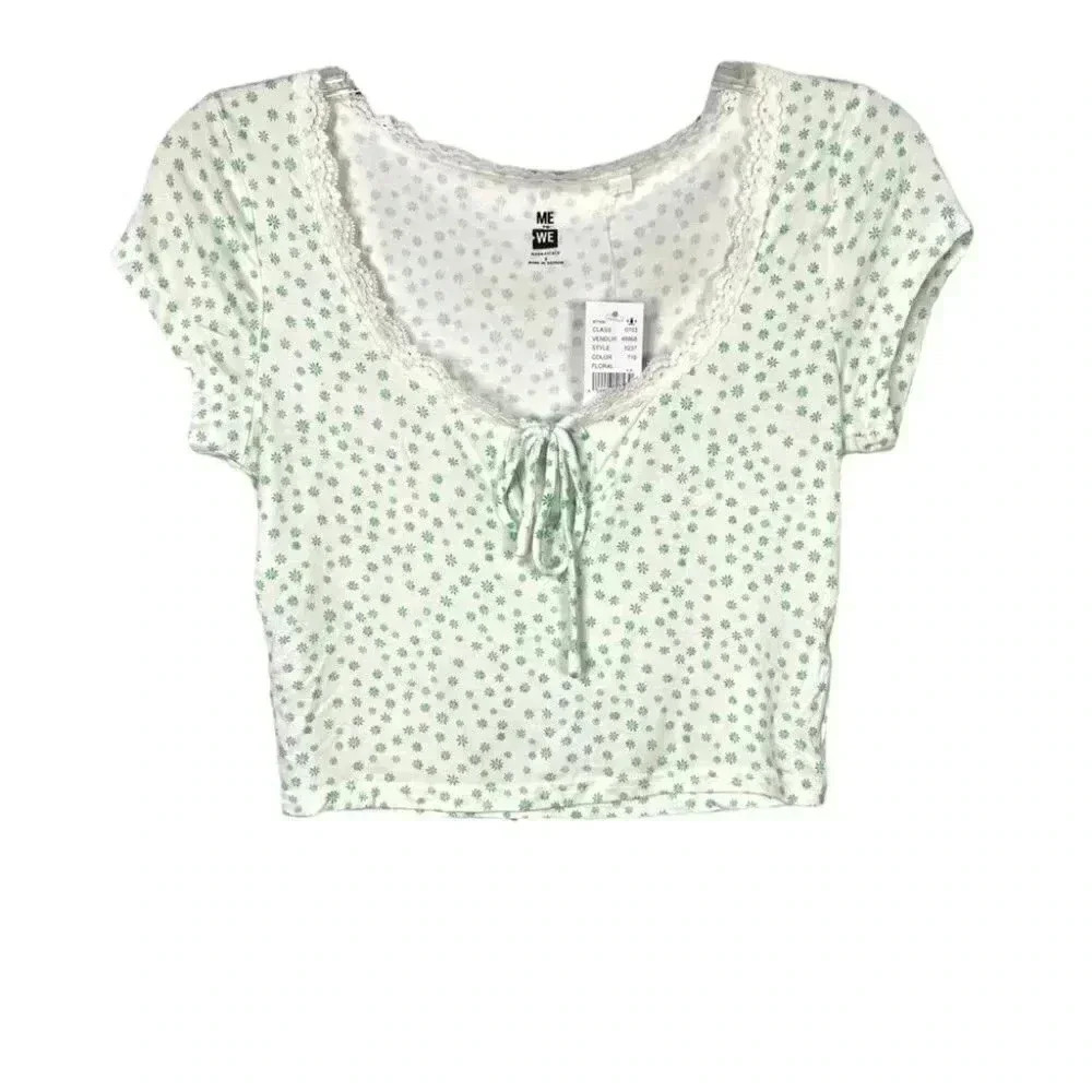 Pacsun Me to We Flora Keyhole Lace Trim Crop Top